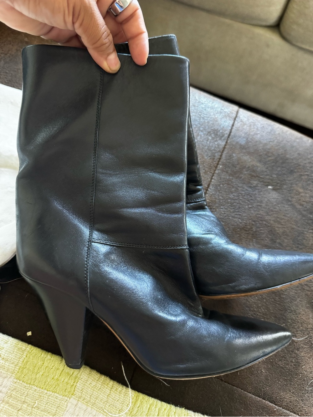 Isabel Marant Black Pointed-Toe Mid-Calf Leather Boots - Picture 4 of 5
